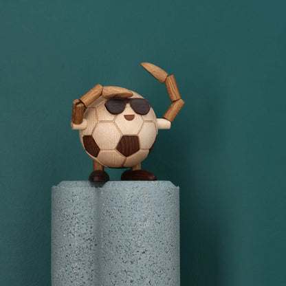 Spring Copenhagen Billy Ball Fotboll Trädekoration 7 cm, Lönn