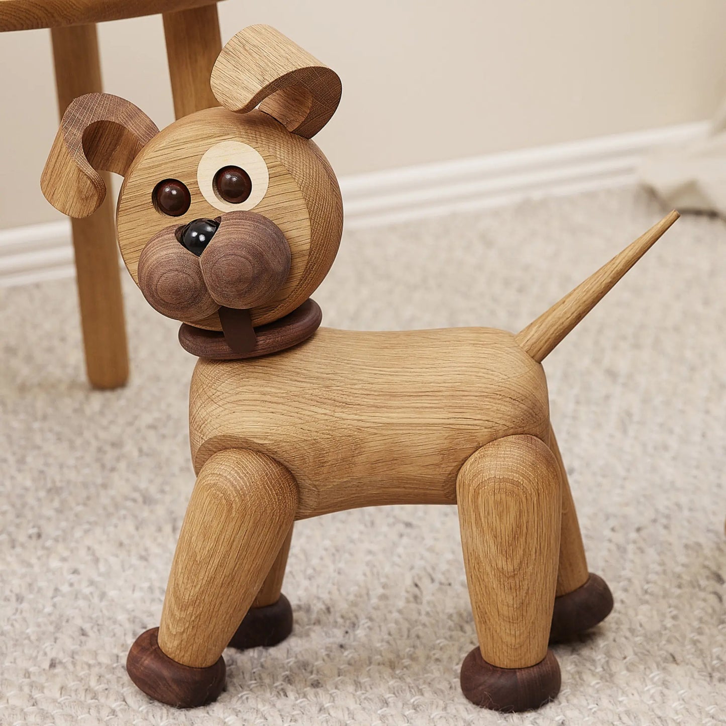 Spring Copenhagen Happy Hund Dekoration 38 cm, Ek