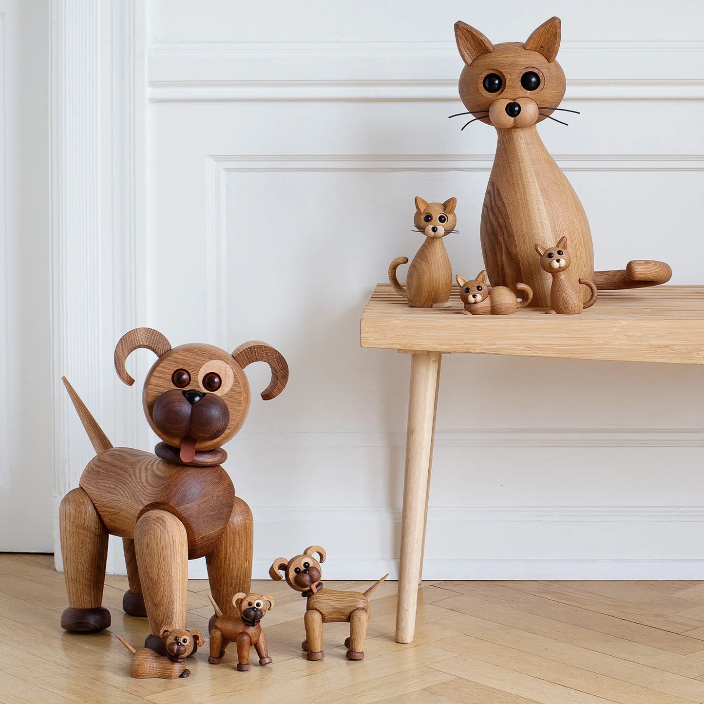 Spring Copenhagen Happy Hund Dekoration 38 cm, Ek
