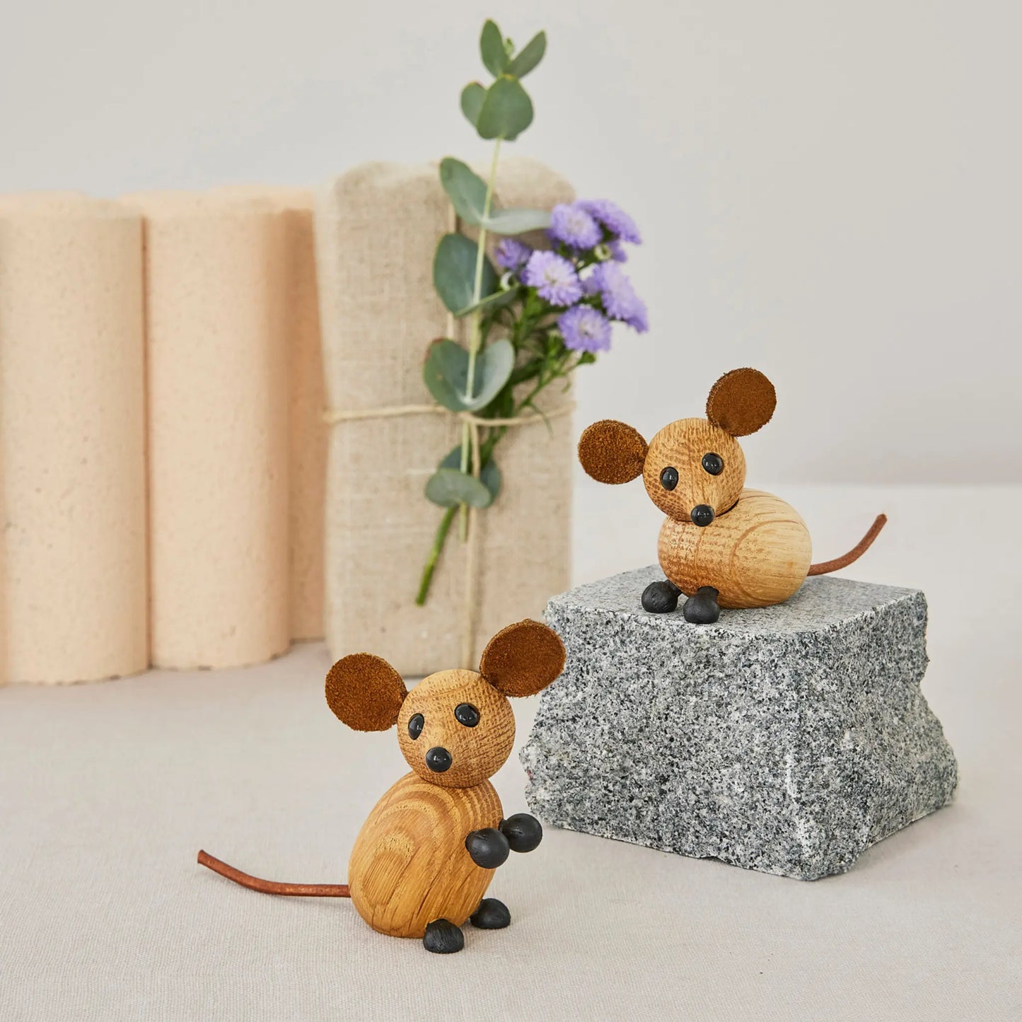 Spring Copenhagen The Country Mouse Trädekoration 4,5 cm, Ek