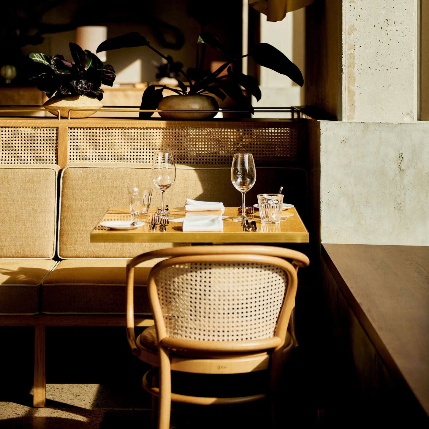 Ton 33 Karmstol, Coffee