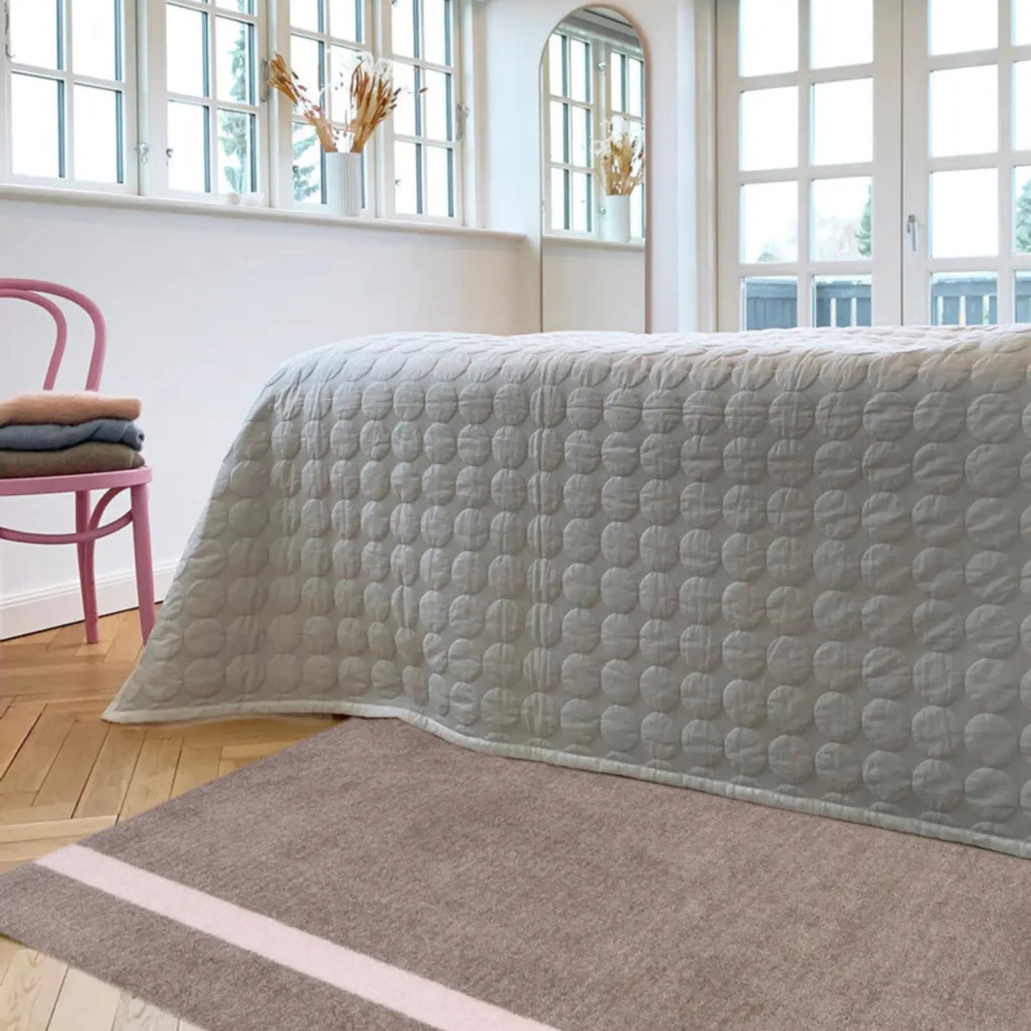 Tica Copenhagen Vertical Matta 200x90 cm, Sand/rose