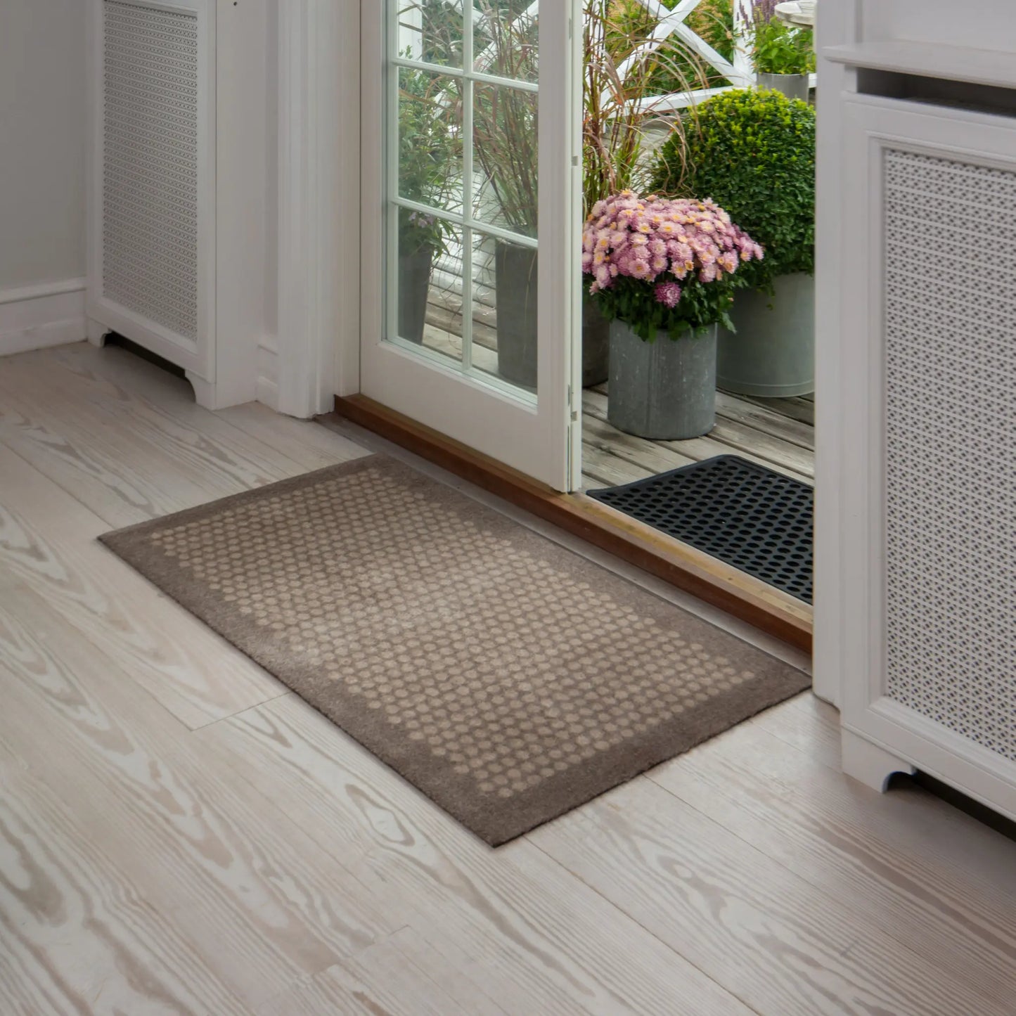 Tica Copenhagen Dot Matta 120x67 cm, Sand/beige