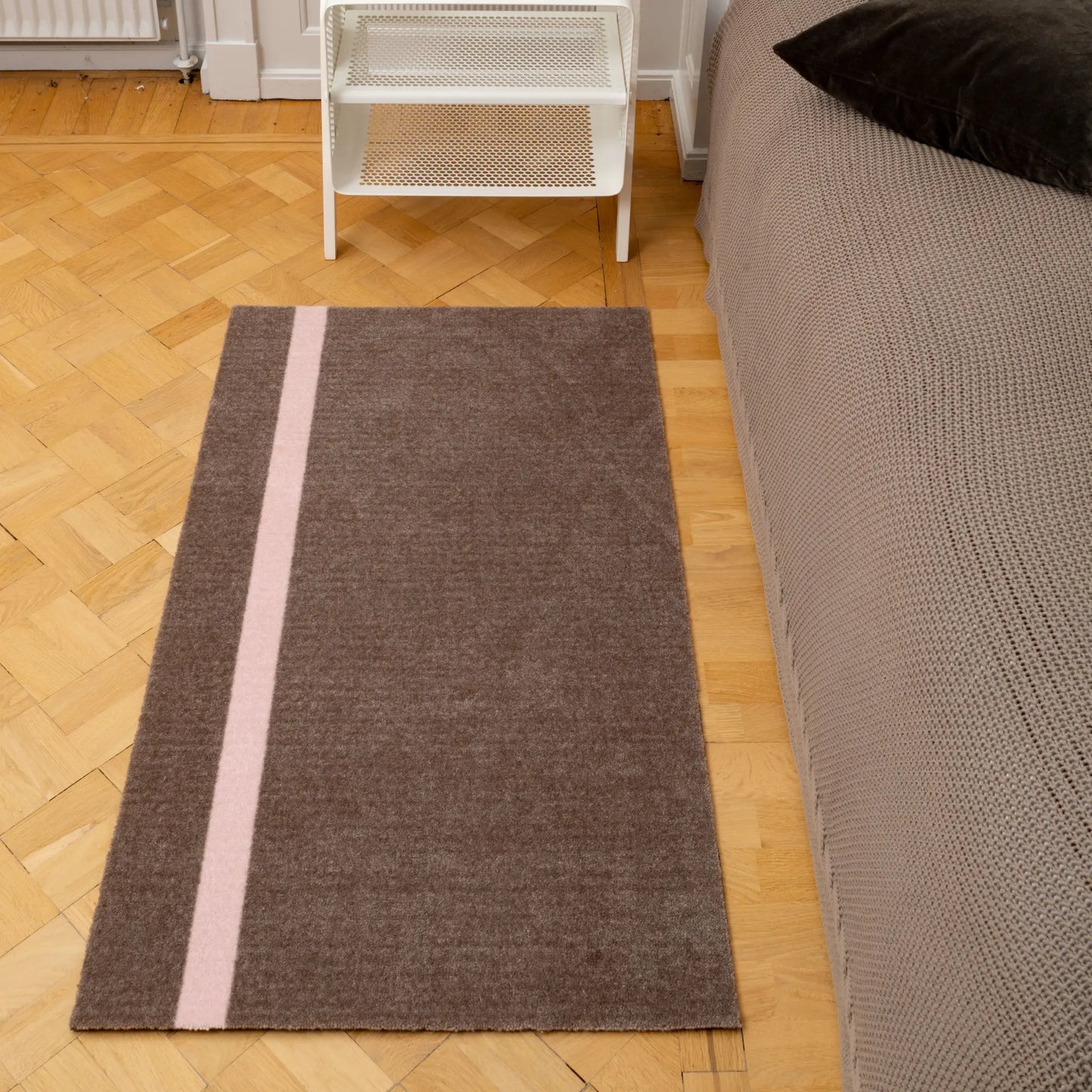 Tica Copenhagen Vertical Matta 120x67 cm, Sand/rose
