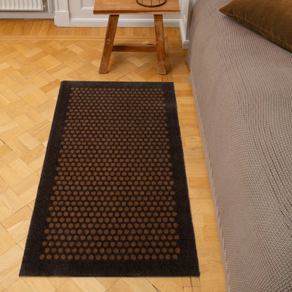 Tica Copenhagen Dot Matta 120x67 cm, Mörkbrun/cognac