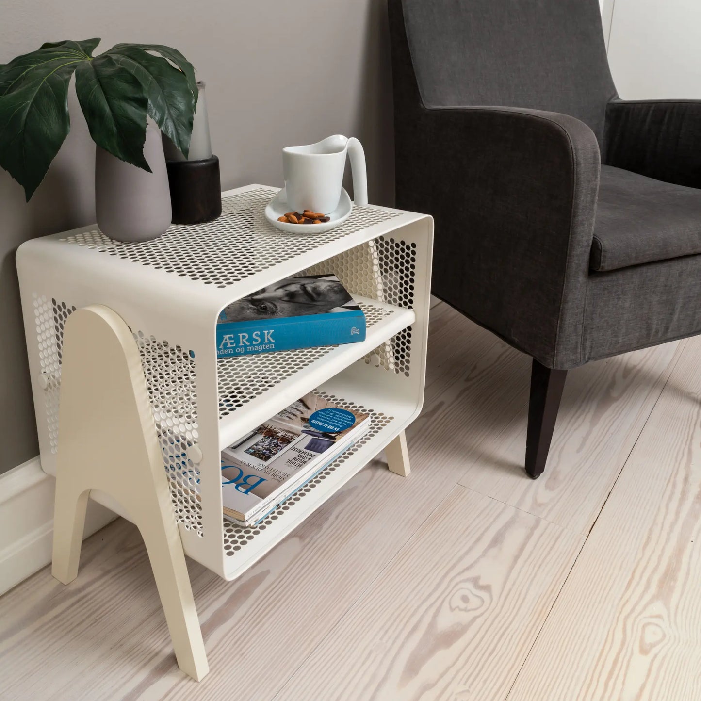 Tica Copenhagen Dot Skohylla, Mattvit