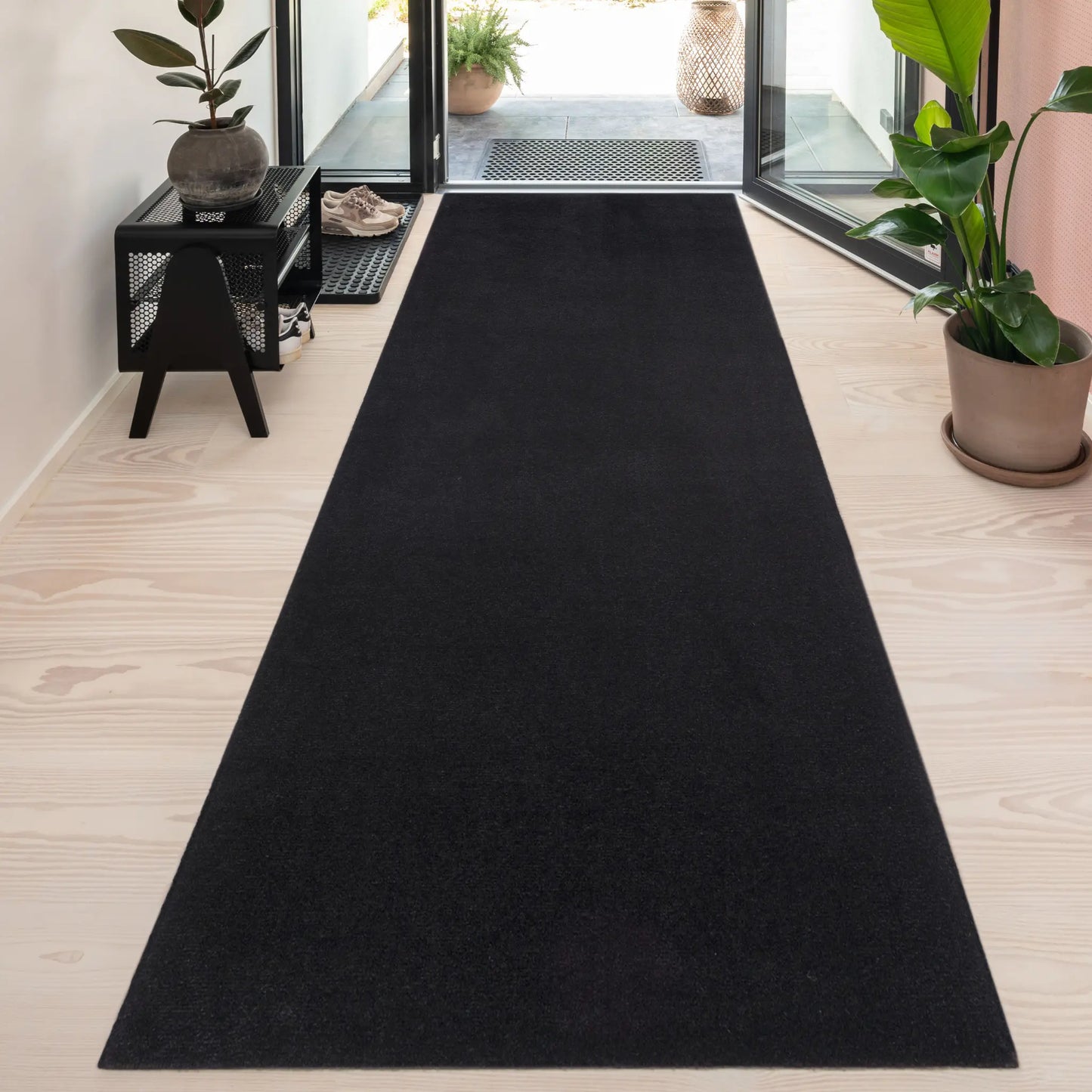 Tica Copenhagen Unicolor Matta 100x300 cm, Svart