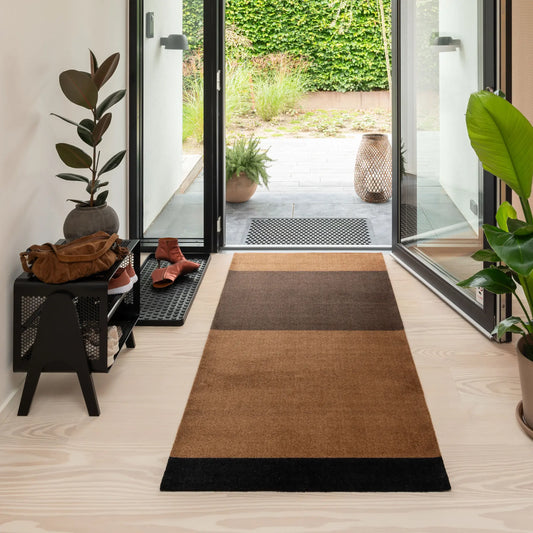 Tica Copenhagen Horizontal Matta 200x90 cm, Cognac/mörkbrun/svart