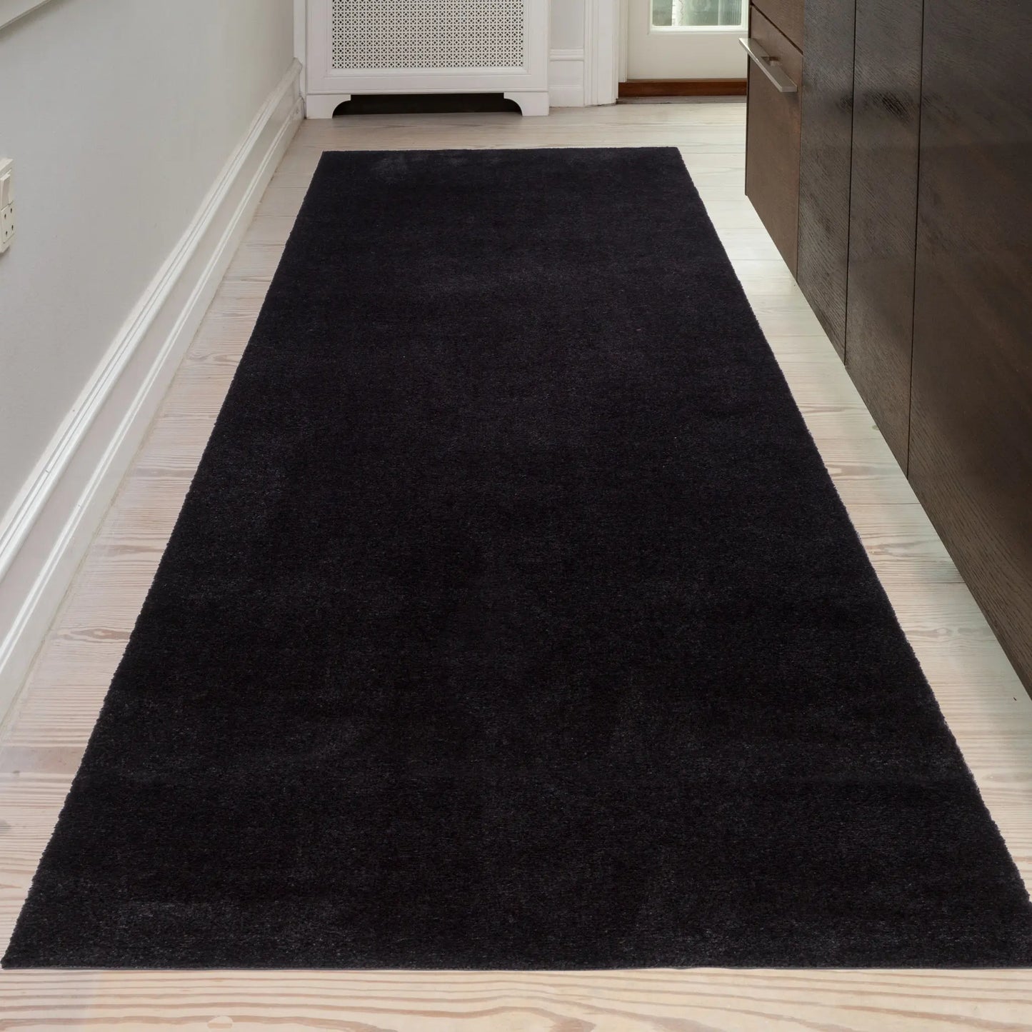 Tica Copenhagen Unicolor Matta 100x300 cm, Svart