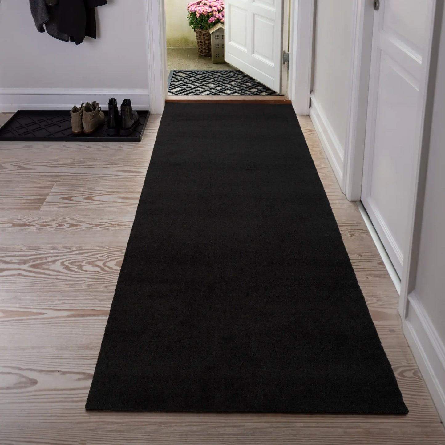 Tica Copenhagen Unicolor Matta 200x90 cm, Svart