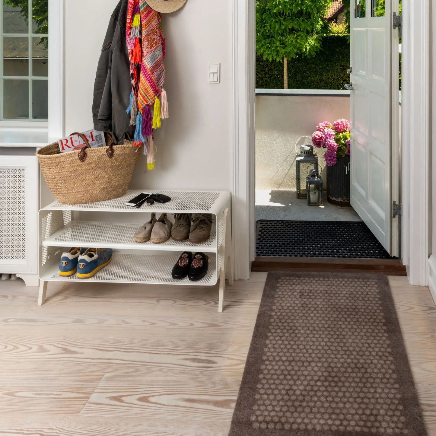 Tica Copenhagen Dot Matta 200x67 cm, Sand/beige