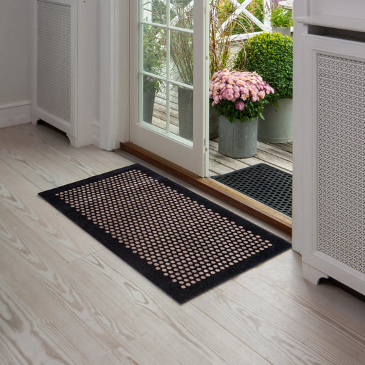 Tica Copenhagen Dot Matta 120x67 cm, Svart/beige