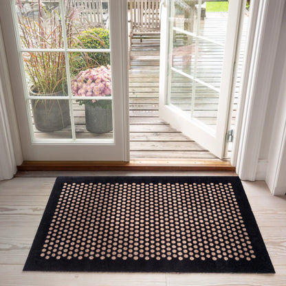 Tica Copenhagen Dot Matta 120x67 cm, Svart/beige