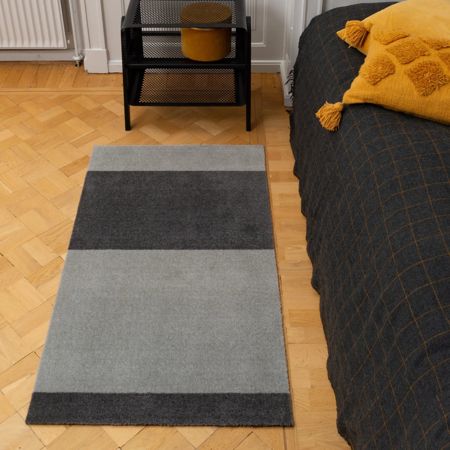 Tica Copenhagen Horizontal Matta 120x67 cm, Steelgrey/ljusgrå
