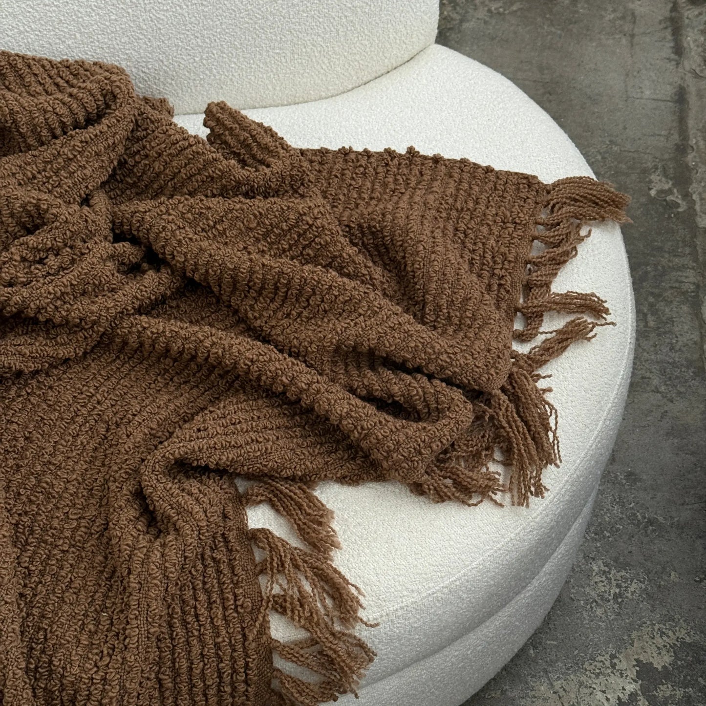 Tinted Objects Janzen Bouclé-filt 130x170 cm, Enfärgad Naturbrun