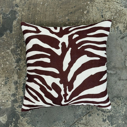 Tinted Objects Lång Kudde 50x50 cm, Brun