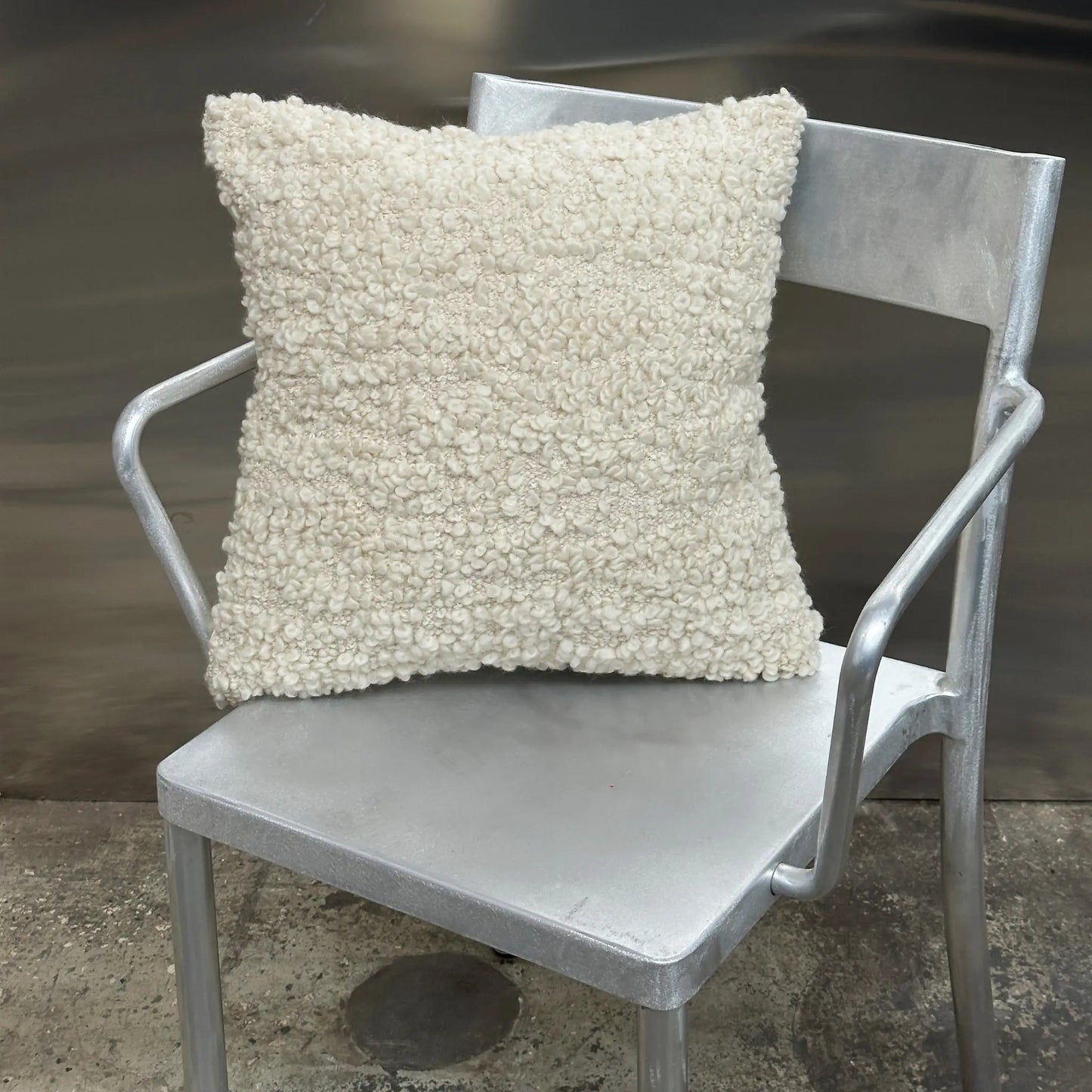 Tinted Objects Levantin Kudde 45x45 cm, Off-white