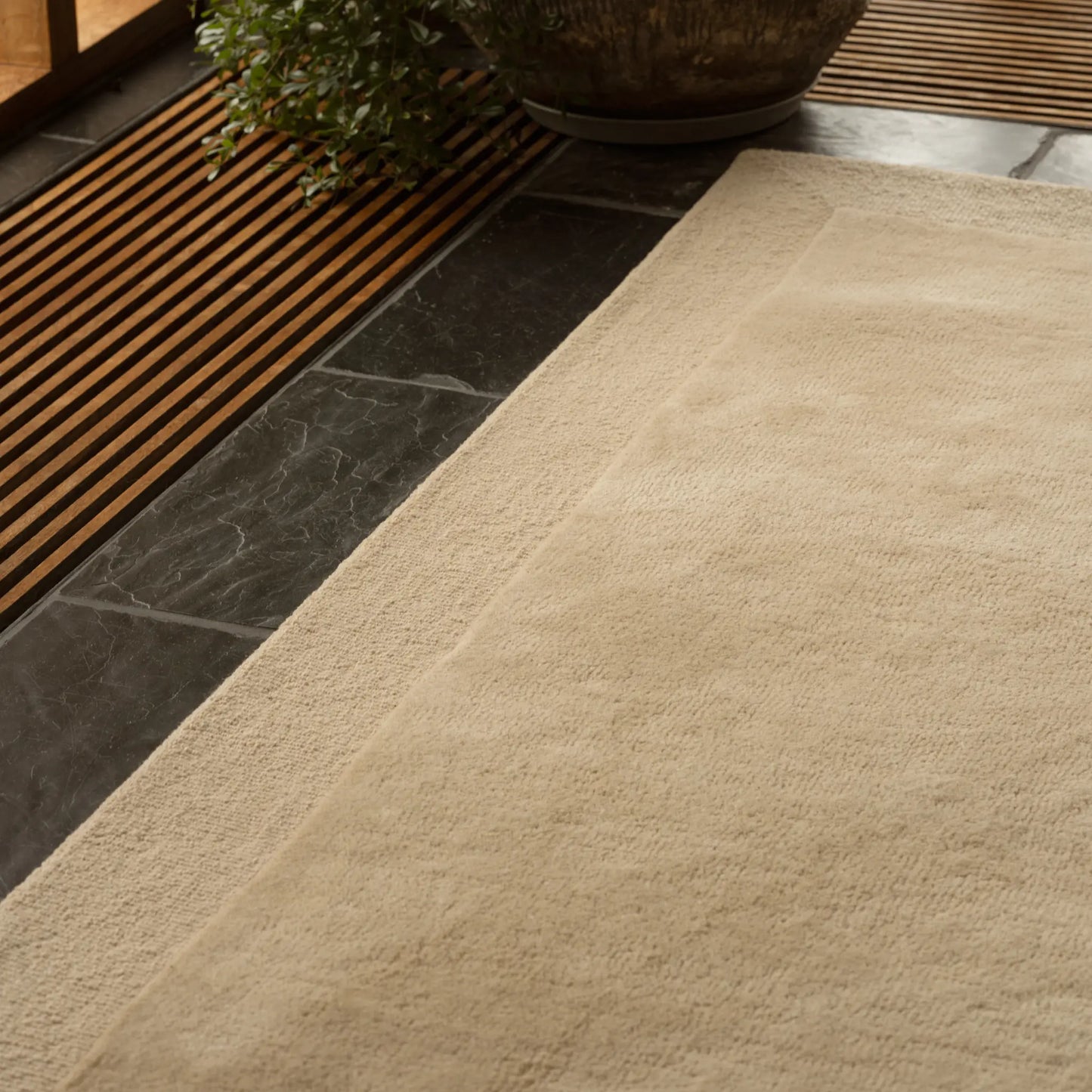 Tinted Objects Louis Ullmatta 200x300 cm, Varm Beige