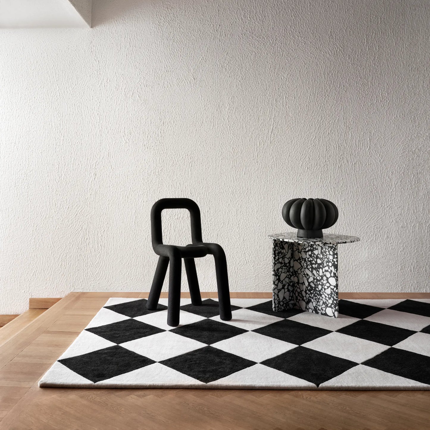Tinted Objects Tenman Ullmatta 170x240 cm, Svart/vit