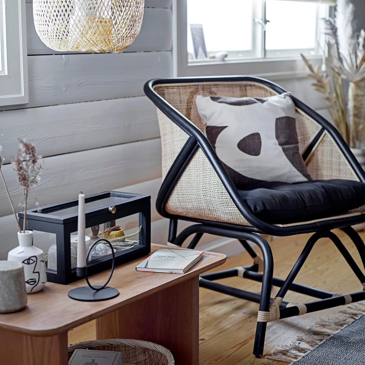 Bloomingville Loue Loungefåtölj, Svart