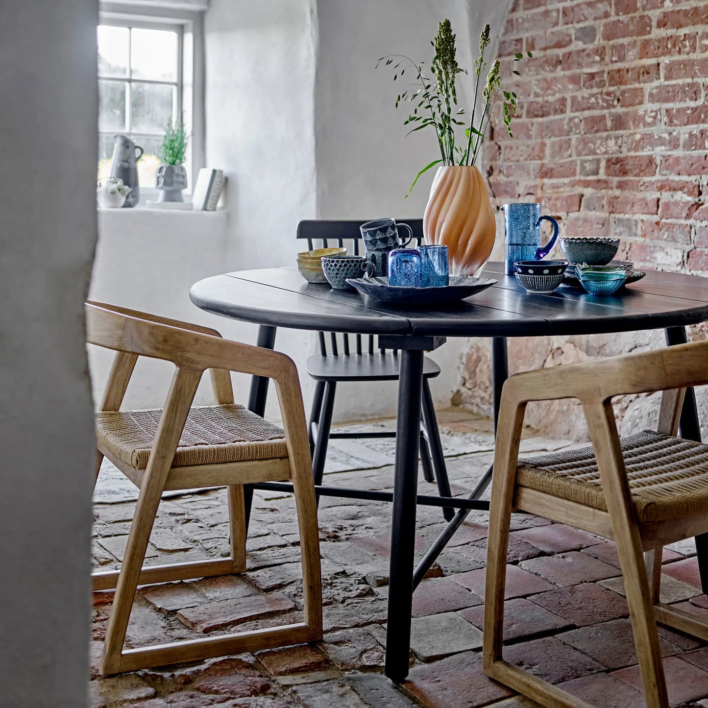 Creative Collection Lope Matbord, Svart