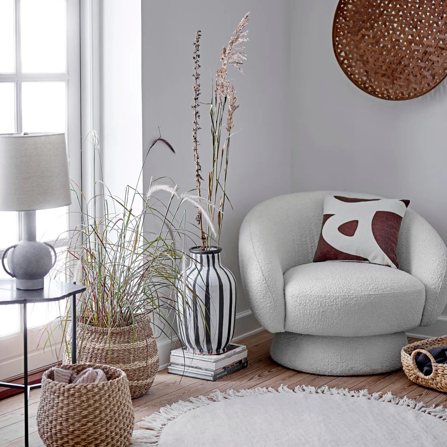 Bloomingville Ted Loungestol, Vit