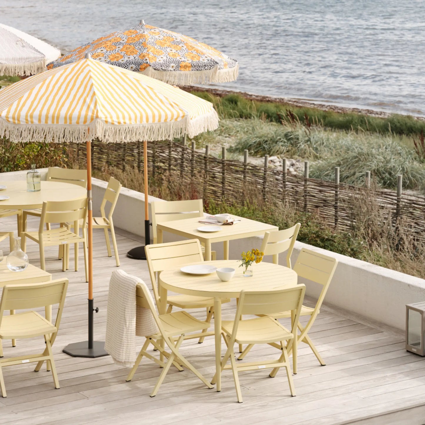 Brafab Bigby Matbord, Lemon
