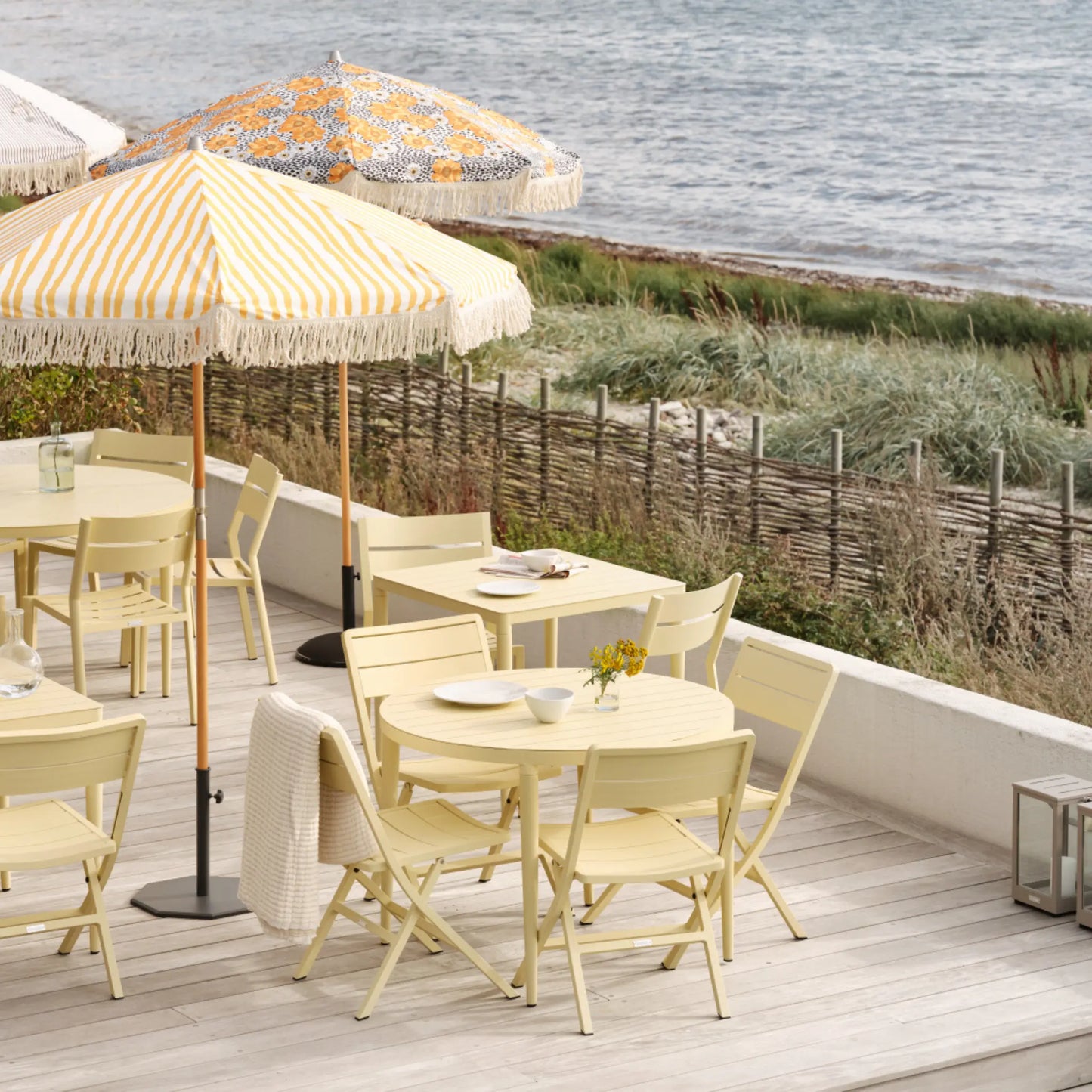 Brafab Bigby Matbord, Lemon