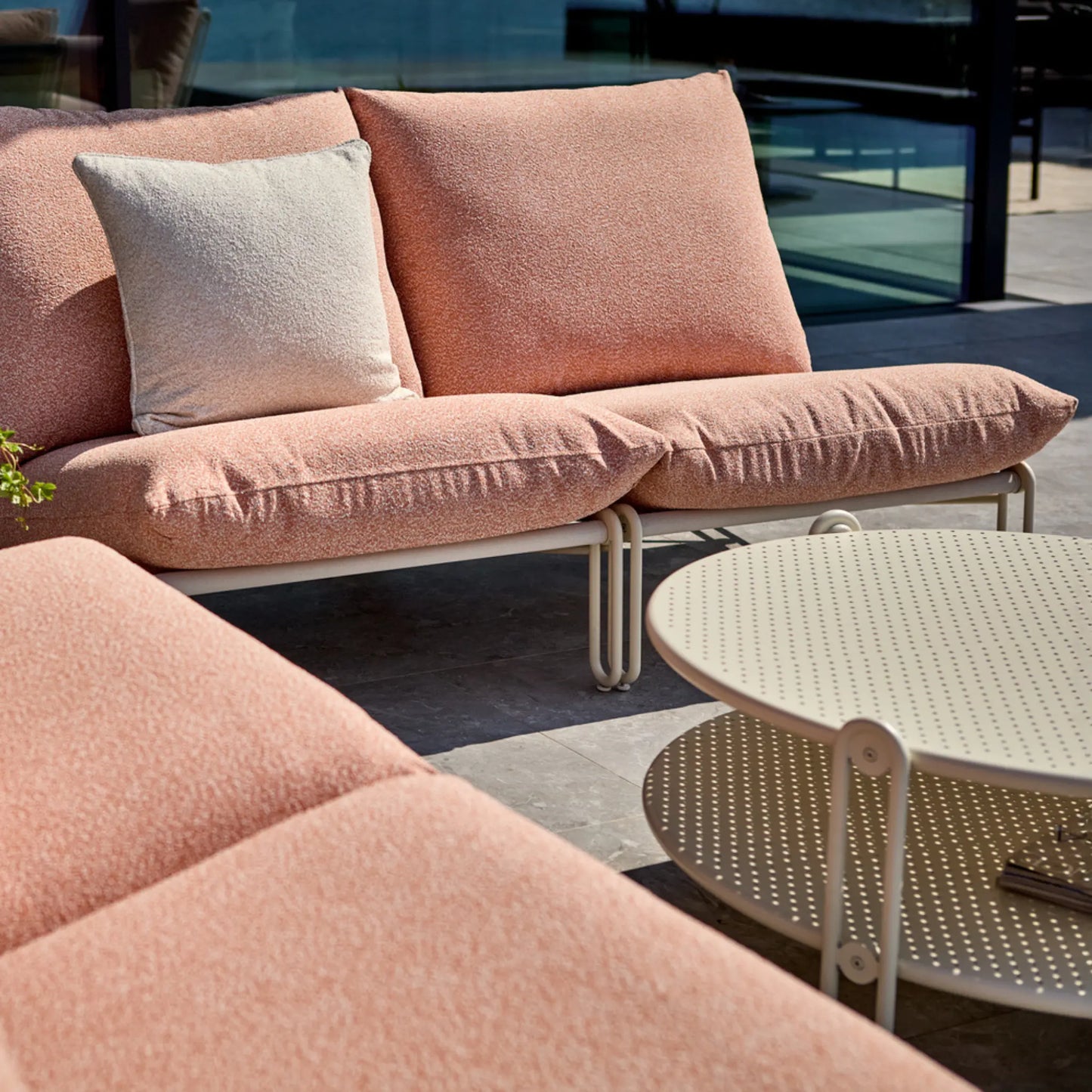 Brafab Blixt Loungefåtölj, Pearl White/Teddy Orange