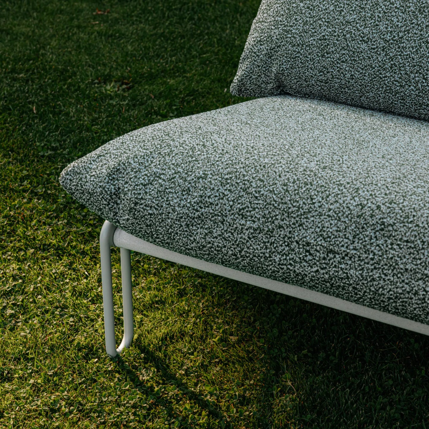 Brafab Blixt Loungefåtölj, Light Grey/Teddy Verde