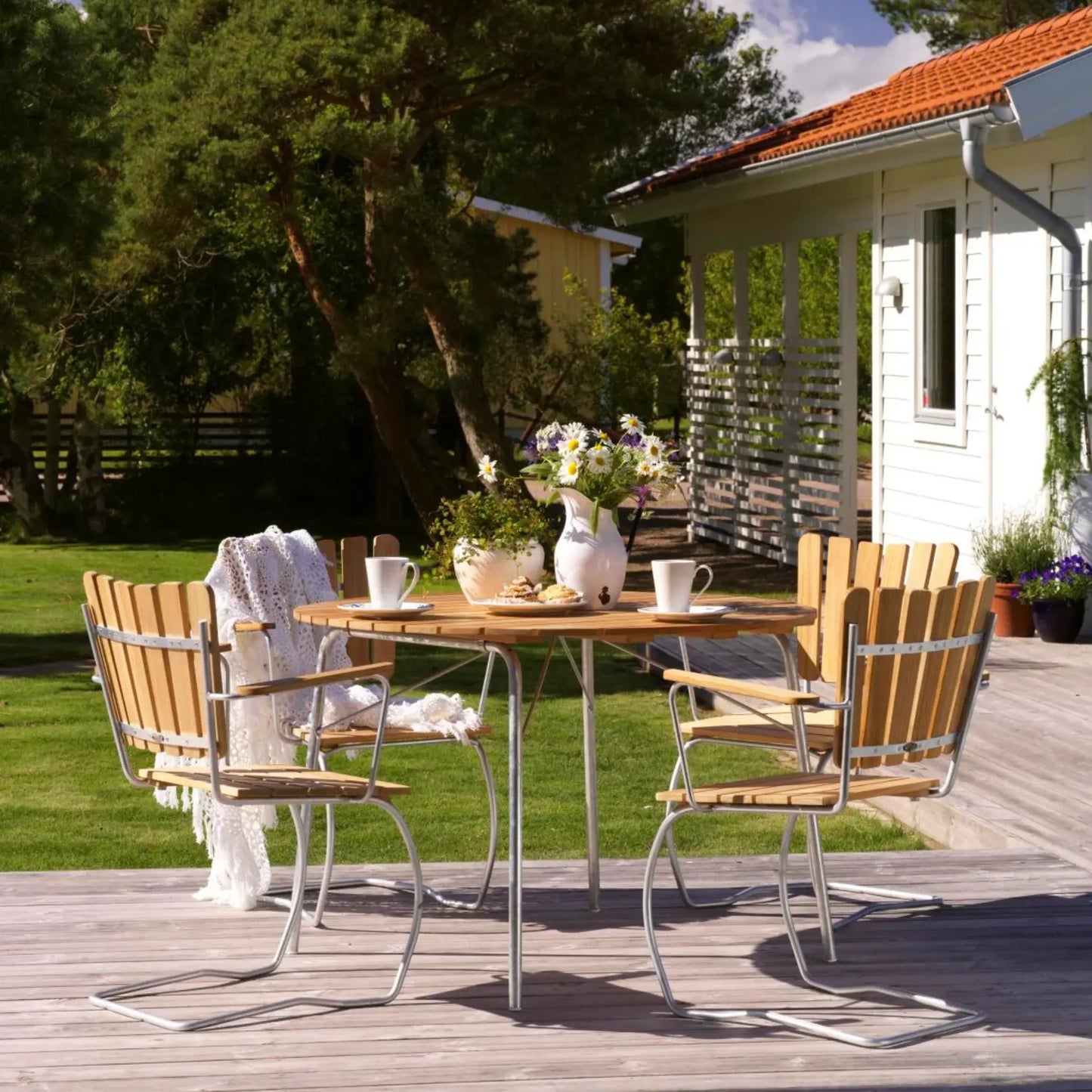 Brafab 56:An Matbord, Galvaniserad/Teak