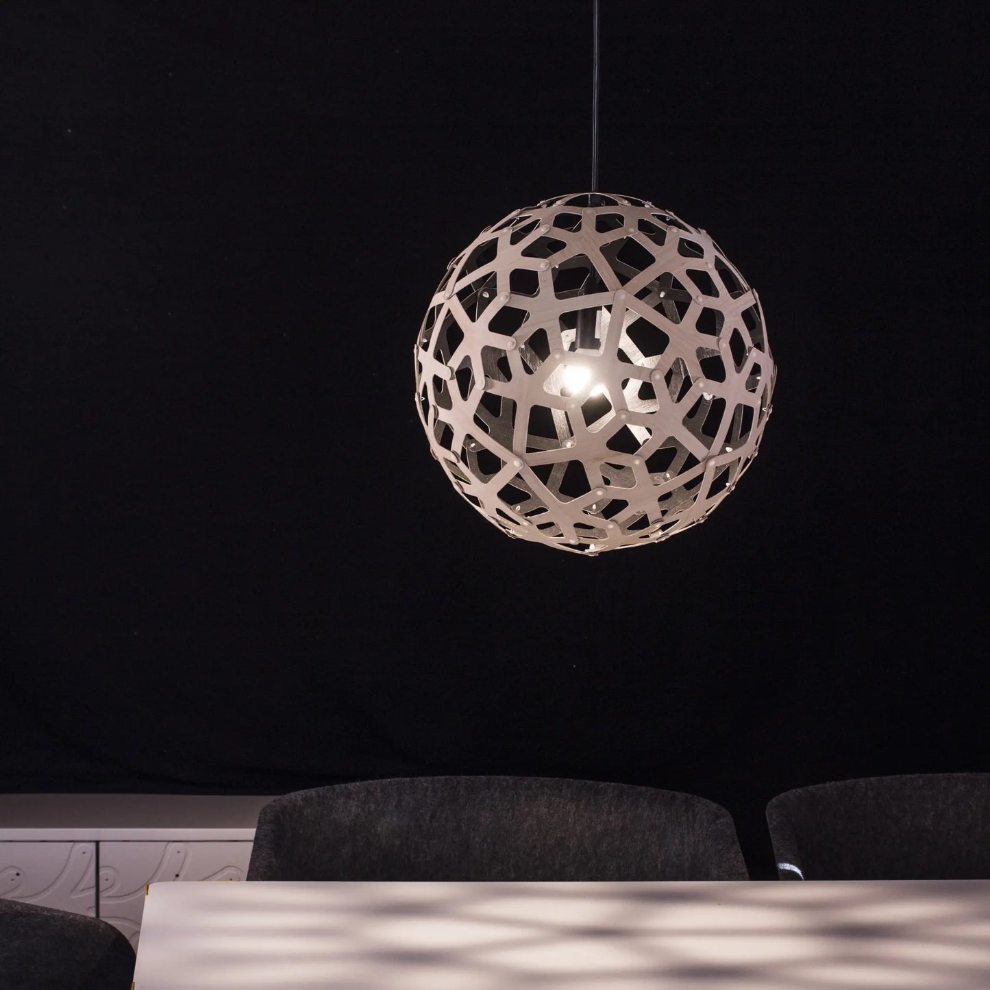 David Trubridge Coral Taklampa 60 cm, Vit