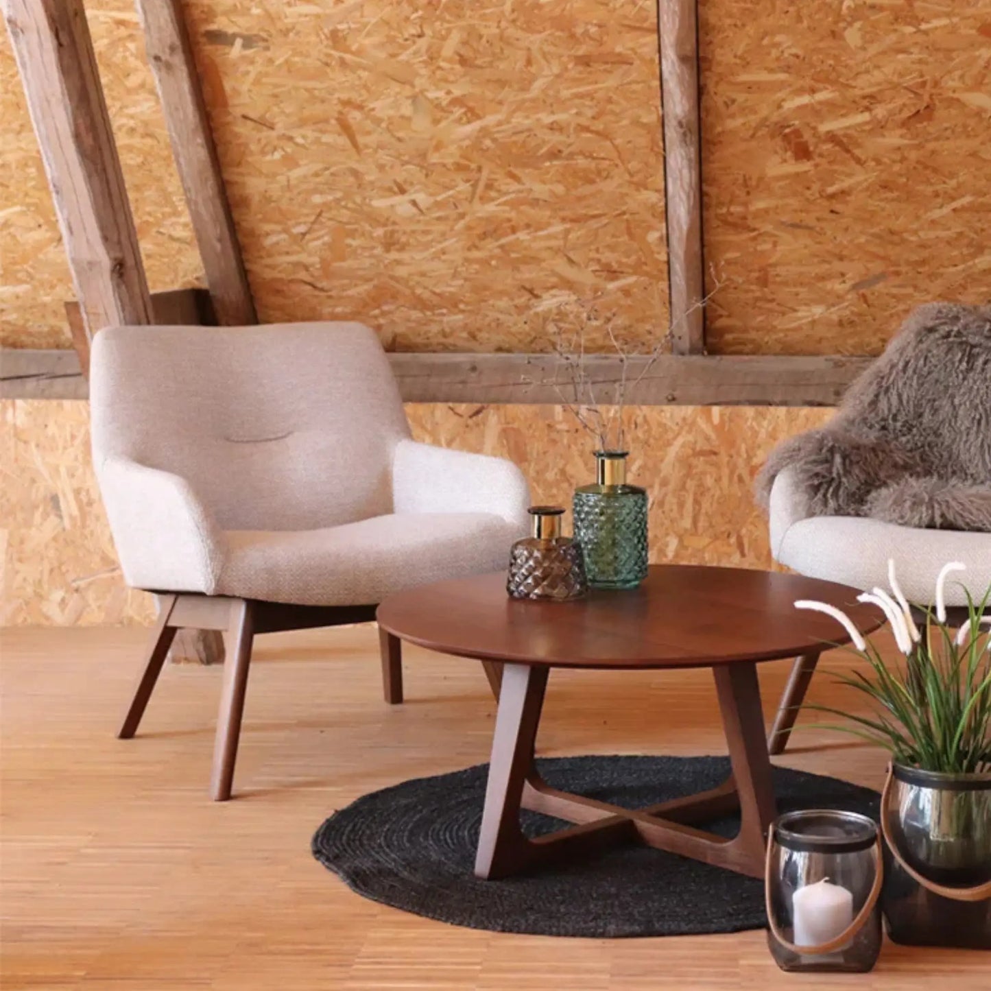 House Nordic London Loungestol, Sand