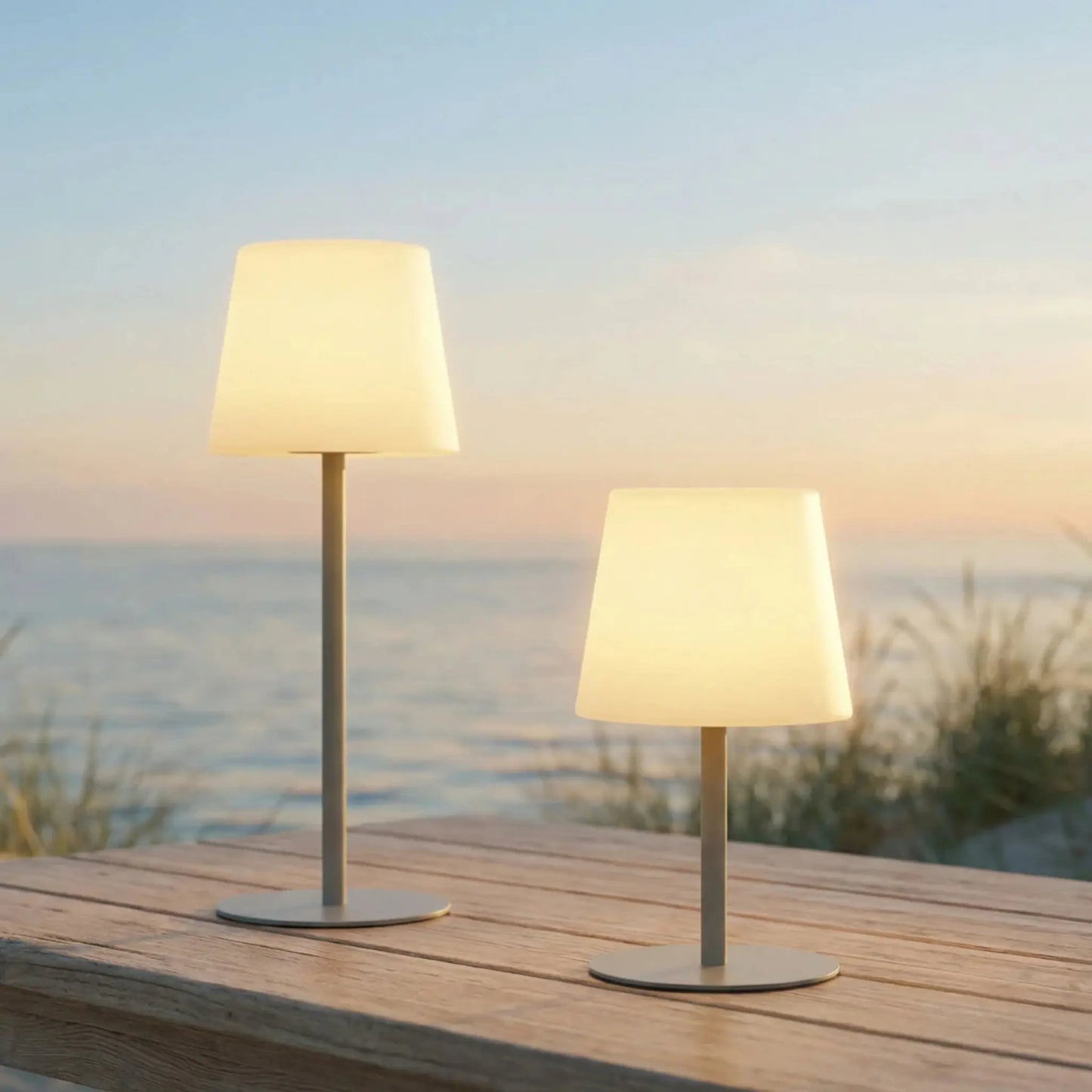 Kreafunk Arc Portabel Bordslampa Solcell Usb-c, Ivory/Sand