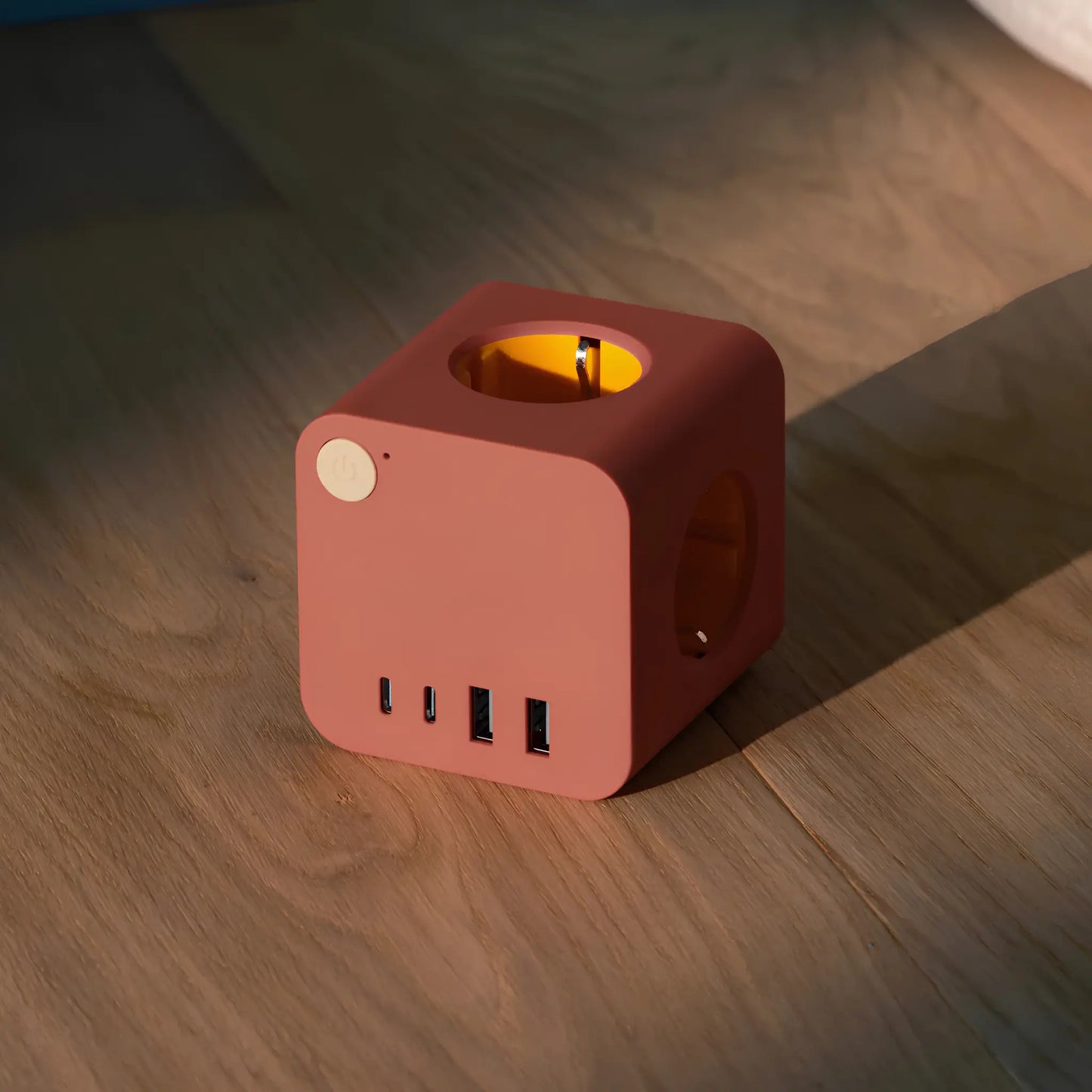 Kreafunk Ampie Grenuttag Eu Usb-a/Usb-c Terracotta