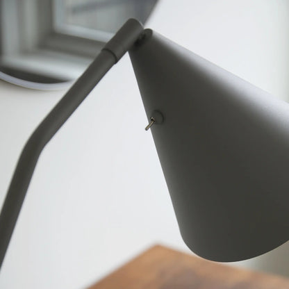 Markslöjd Funil Golvlampa 3-Stegs Led, Grå