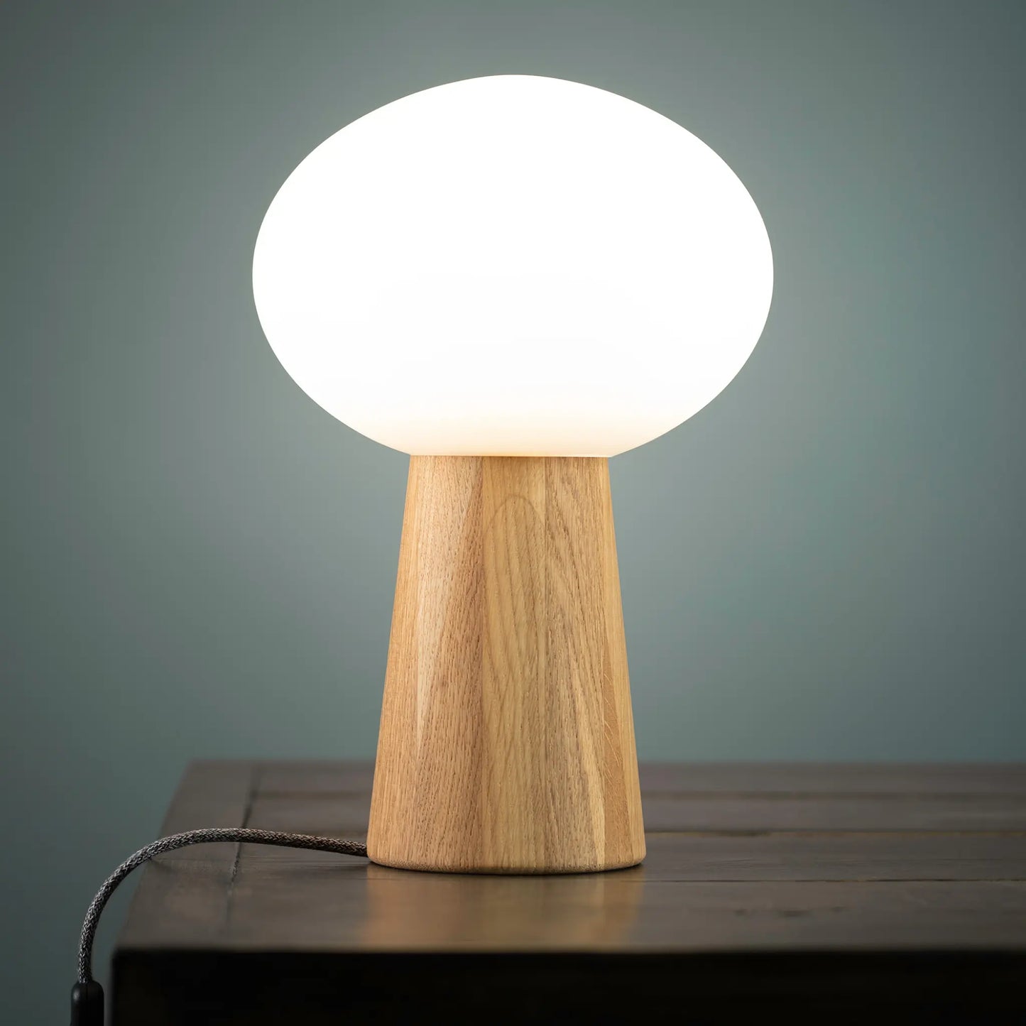 Markslöjd Pater Bordslampa 1 l, Ek/Vit