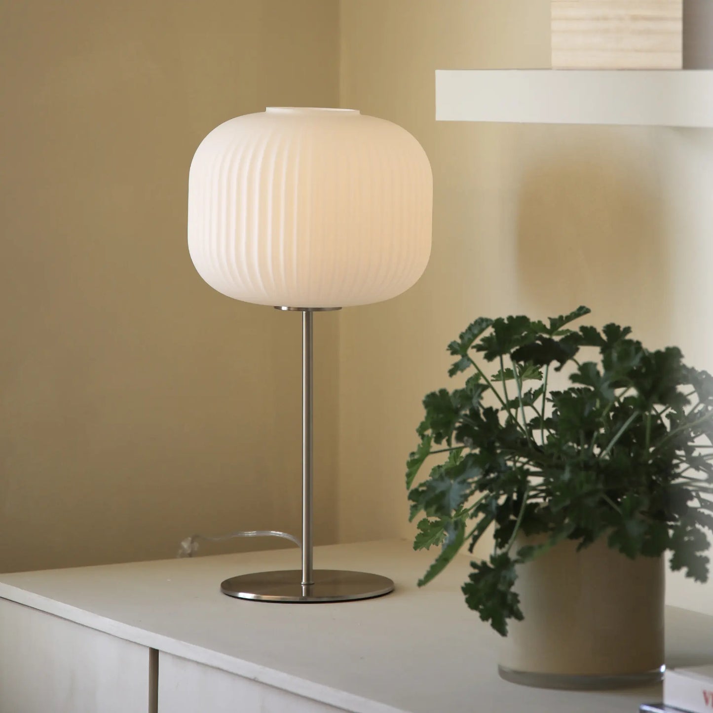 Markslöjd Sober Bordslampa 1 l, Vit/Satin Nickel