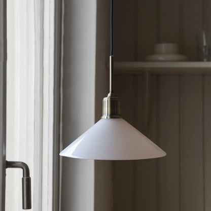 Markslöjd Vela Taklampa 1 l, Antikmässing/Blankvit
