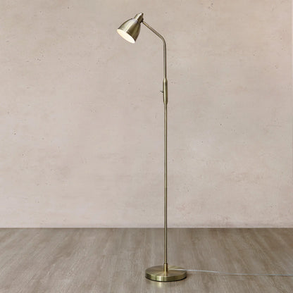 Markslöjd Story Golvlampa 1 l, Antik