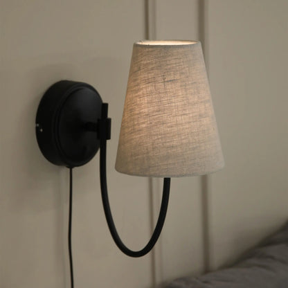 Markslöjd Amar Vägglampa, Beige/Svart