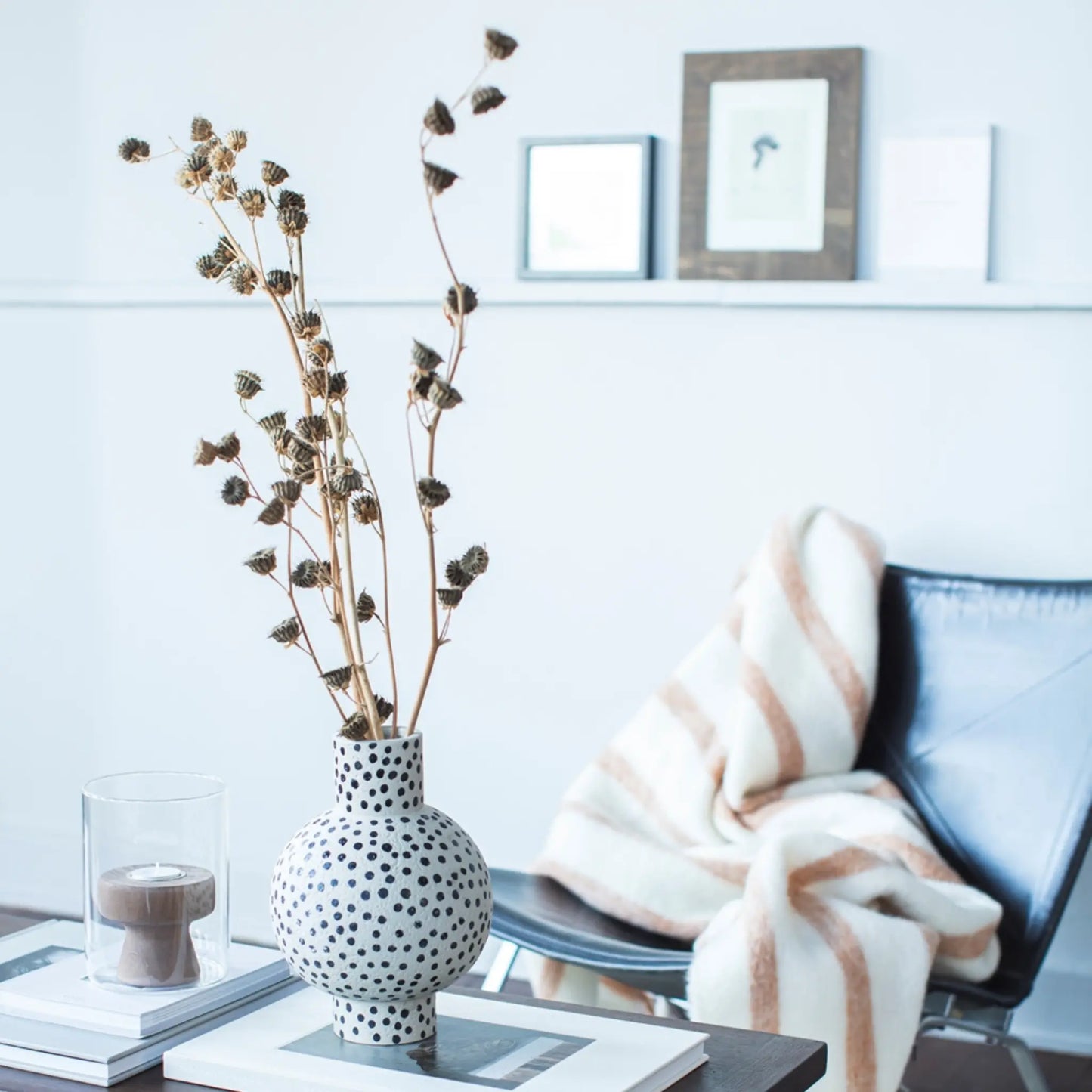 Mogihome, Dotty Vas, Beige-Silvra Home