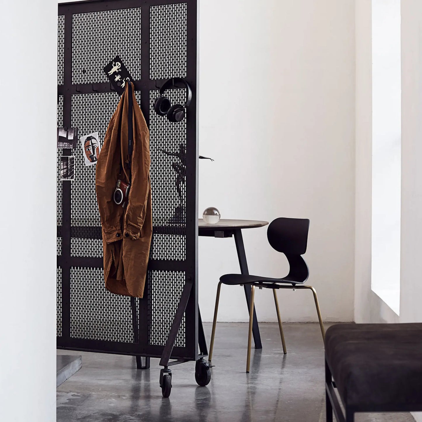 Muubs Space Matbord Ø120 cm, Brun