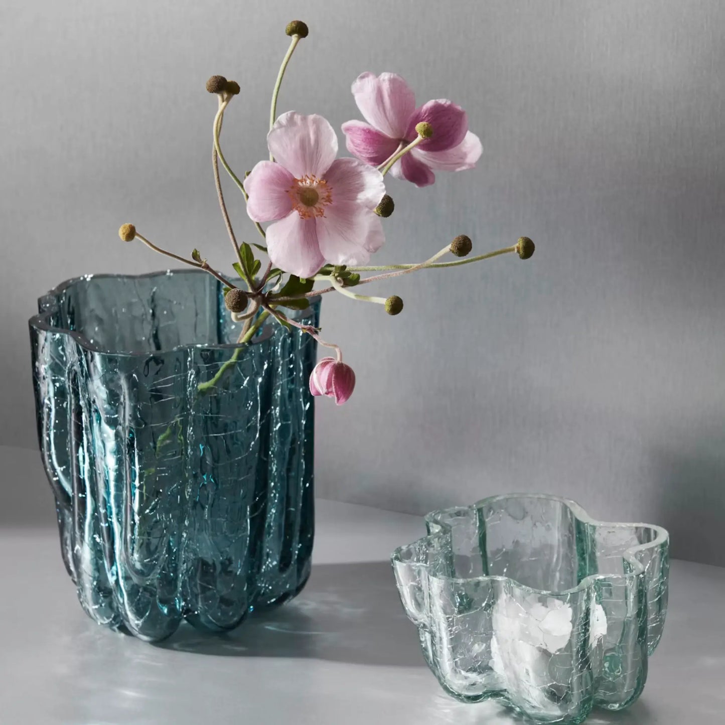 Kosta Boda, Crackle Vas Circular 12,1 cm, Blå-Silvra Home