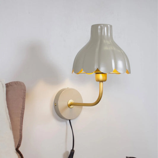 PR Home Wells Vägglampa 21cm, Beige/Guld