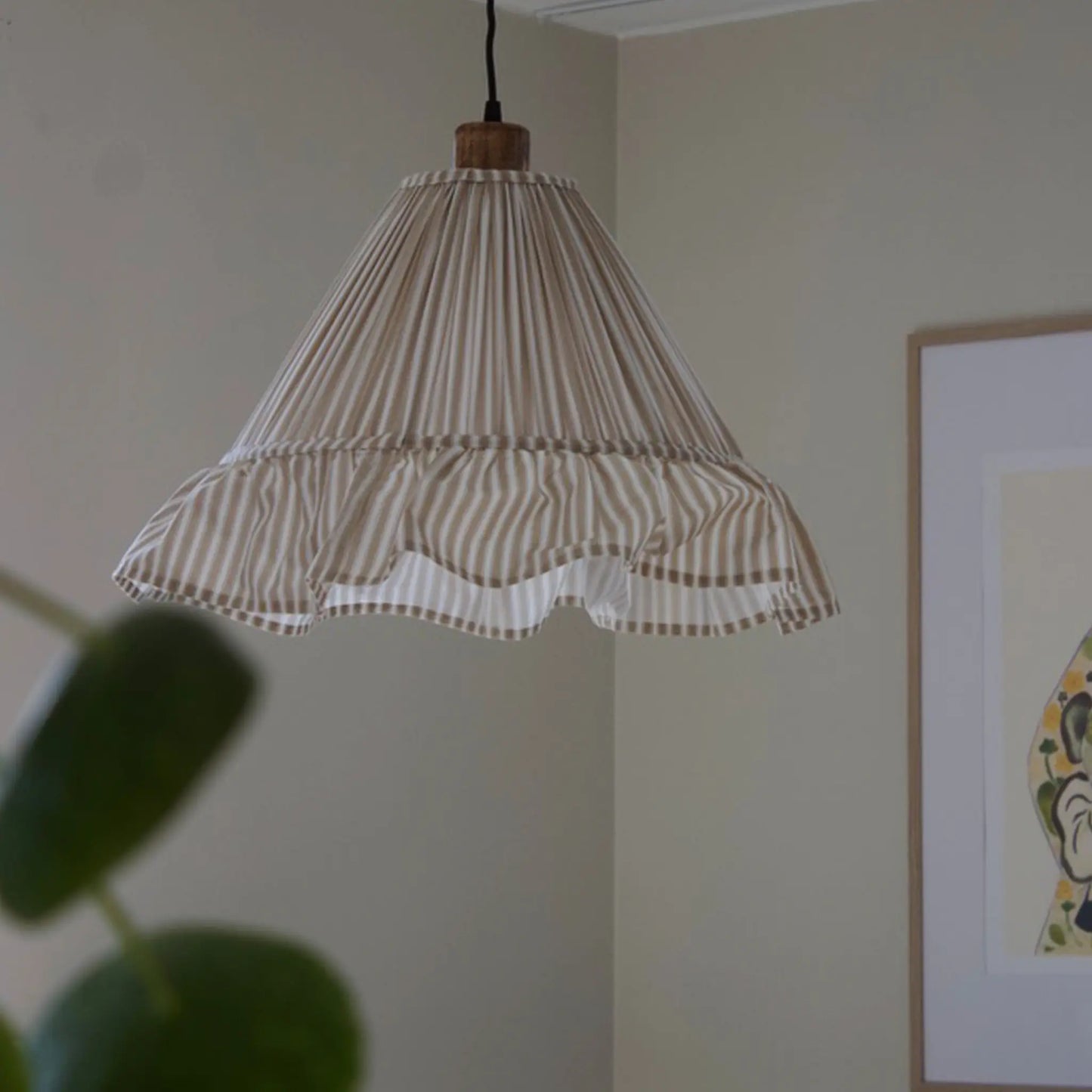 PR Home Estrid Taklampa 40 cm, Beige