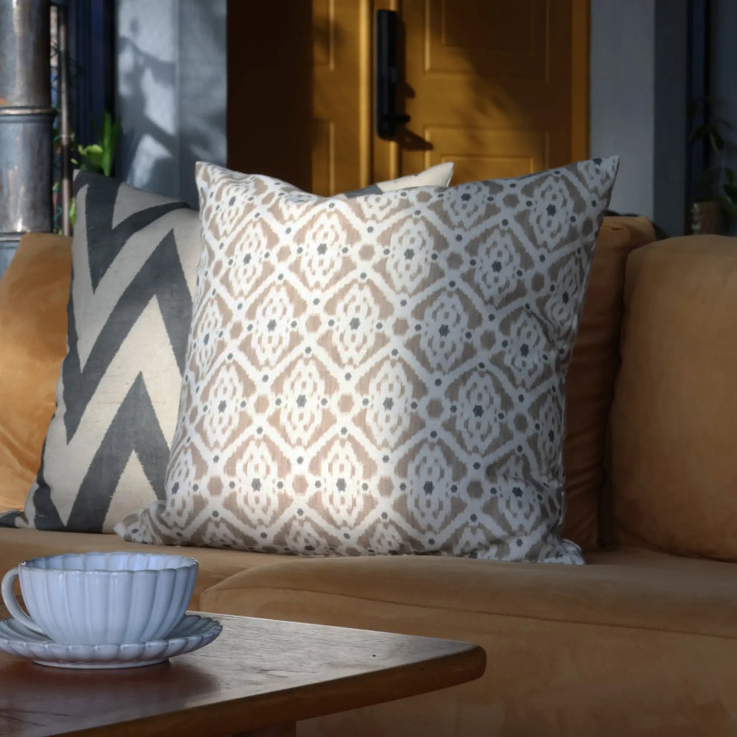 Svanefors Ikat Kuddfodral 50x50 cm, Beige