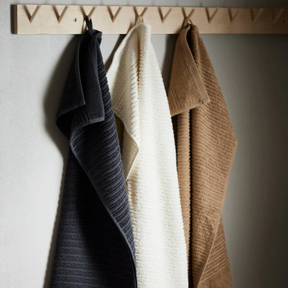 Svanefors Lea Handduk 50x70cm, Offwhite