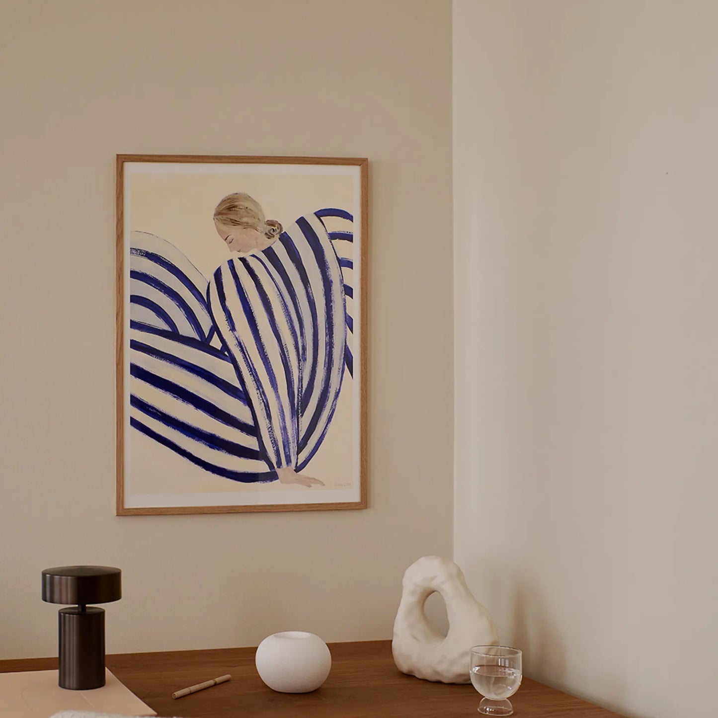 The Poster Club Blue Stripe At Concorde Poster 70x100