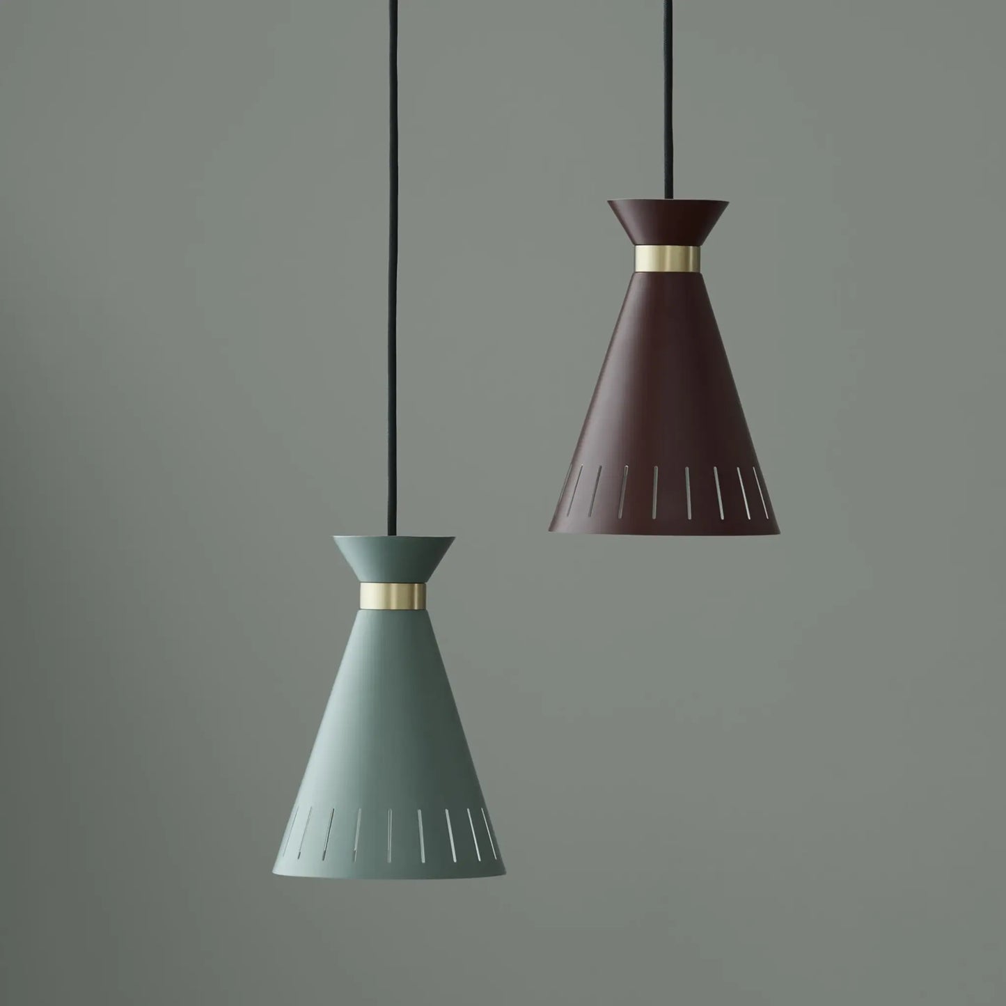 Warm Nordic Cone Taklampa, Dusty Green